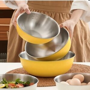 Yellow 3-Piece Nesting Mixing Bowl Set